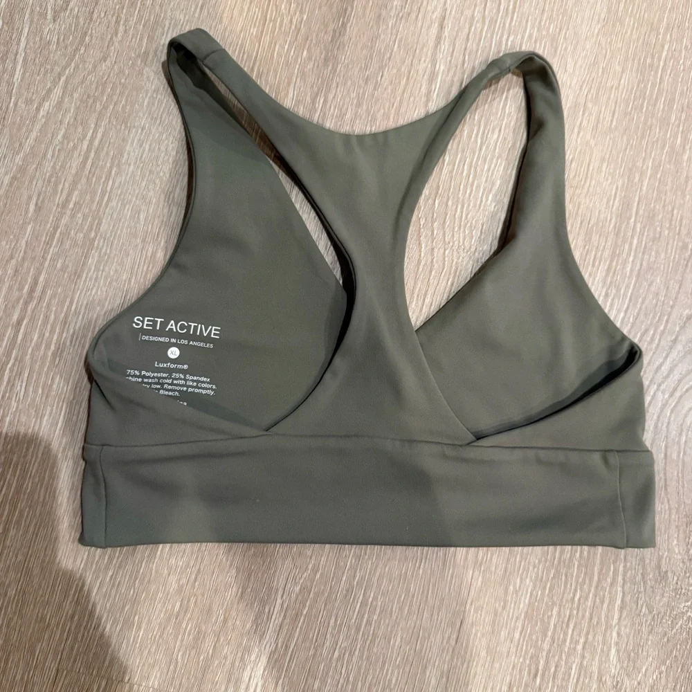 SET ACTIVE | lot of TWO sports bras - Picture 5 of 8